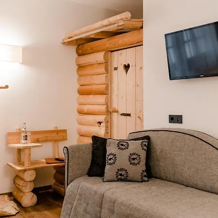 Hotel Kirchenwirt Toblach
