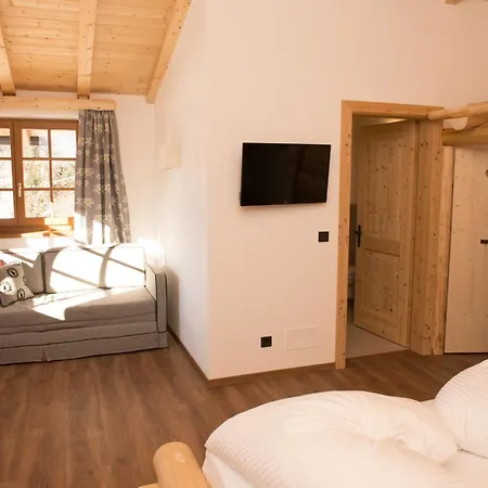 Hotel Kirchenwirt Toblach